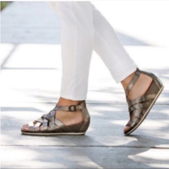 dansko vivian pewter